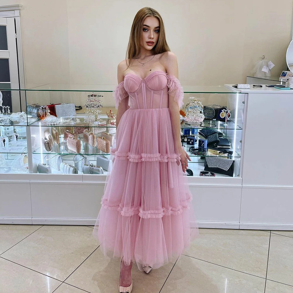 Купи UZN Blush Pink A-Line Long Tulle Prom Dress Sweetheart Off The Shoulder Straps Short Evening Gowns Zipper Back Party Dresses за 4,757 рублей в магазине AliExpress