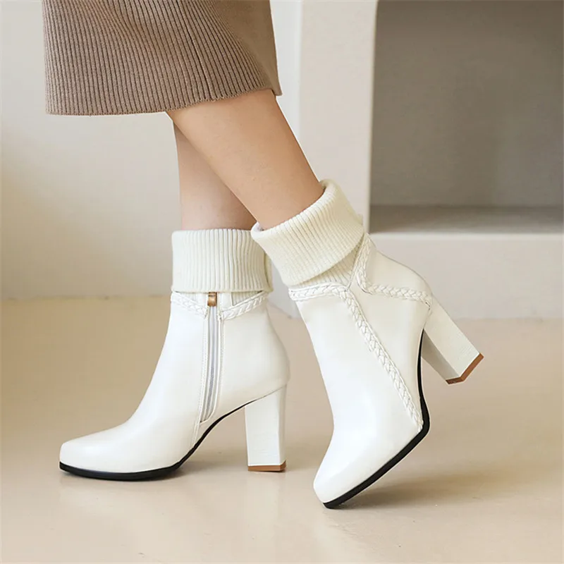 

Женские ботильоны челси, белые ботинки на высоком массивном каблуке, с острым носком и боковой молнией, Осень-зима