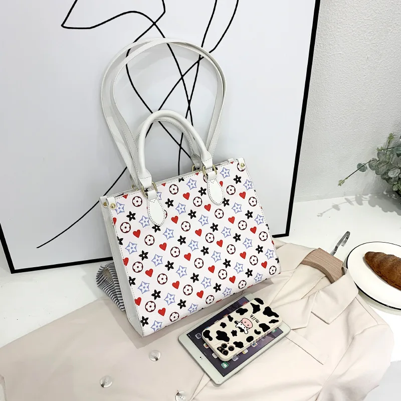 

Leather Shoulder Bag 2021 New Luxury Designer Handbag Fashion Cute Printed Large Women's Bag Brand Shopper Crossbody Bags Ladies