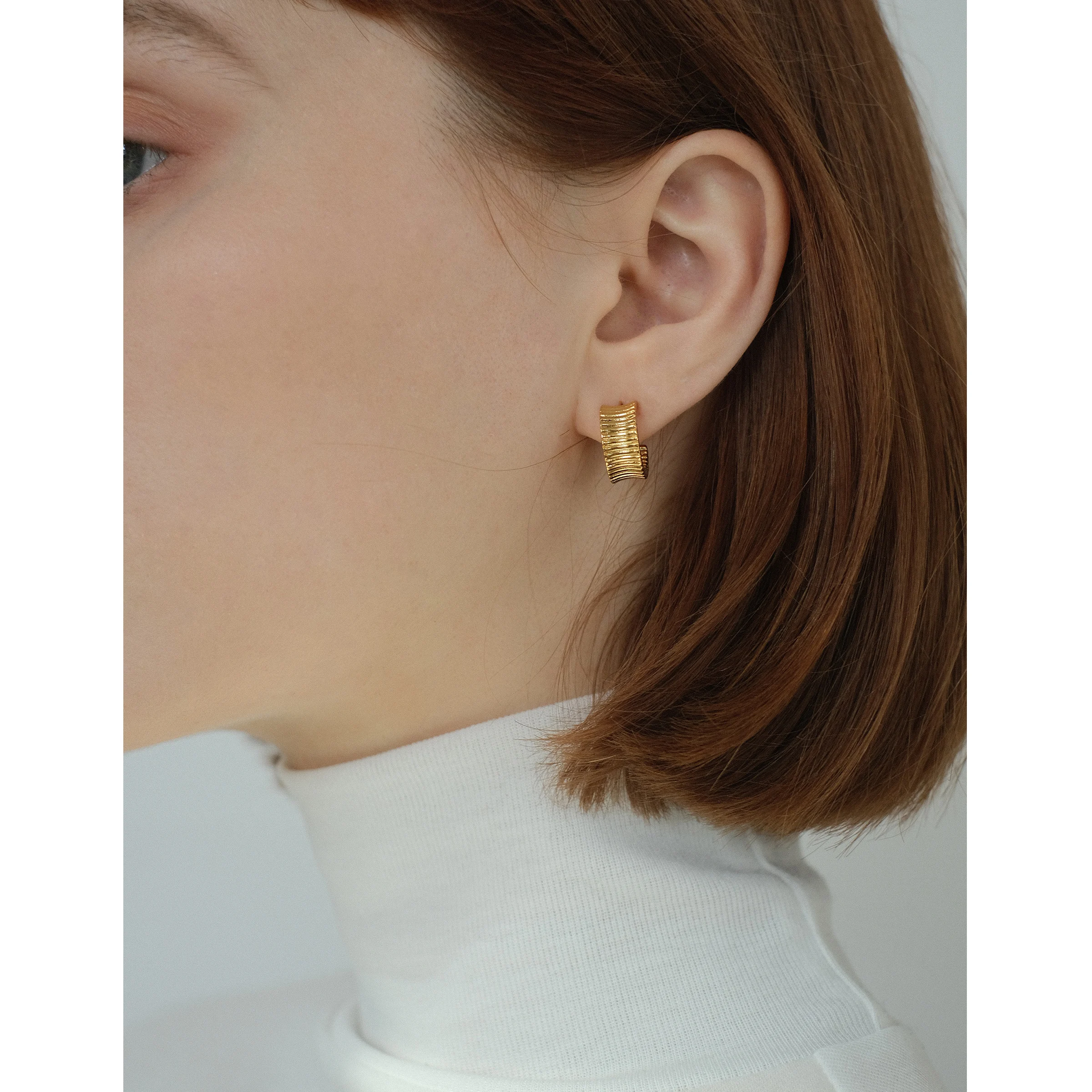 

Brass With 18K Gold CC Shape Min Size Earrings Women Jewelry Punk Party Gown Runway Korean Japan