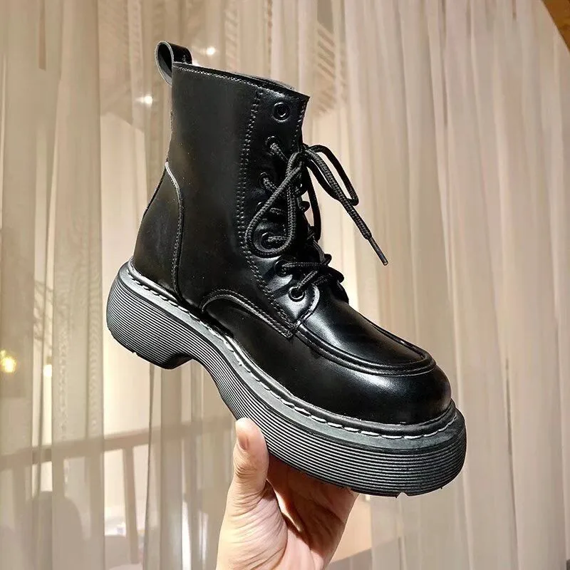 

2021 Women Ankle Boots Leather Ladies Luxury Designer Boots Ladies Low Heel Ankle Boots Round Toe Ankle Punk Platform Boots