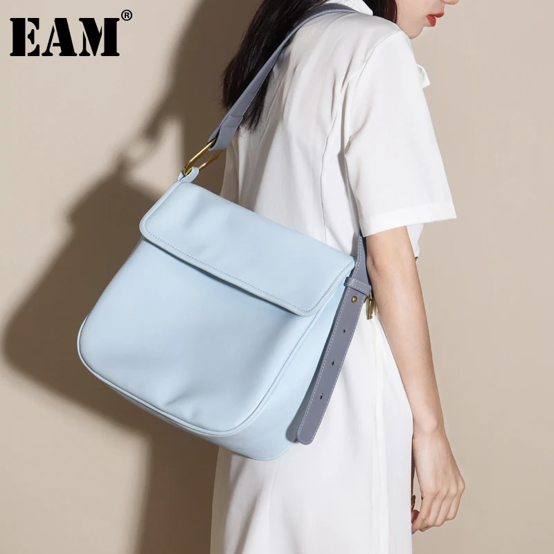 

[EAM] Women New Casual Large Capacity PU Leather Flap Personality All-match Crossbody Shoulder Bag Fashion Tide 2021 18A3616