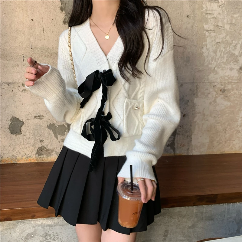 

Korean Chic Sweetheart Sweater V-Neck Full Sleeve Kawaii Single Breasted Bandage Bow Vintage Pocket Knitting Cardigan Sweater