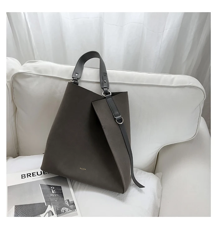 Матовая кожаная женская сумка-мешок через плечо вместительные дизайнерские