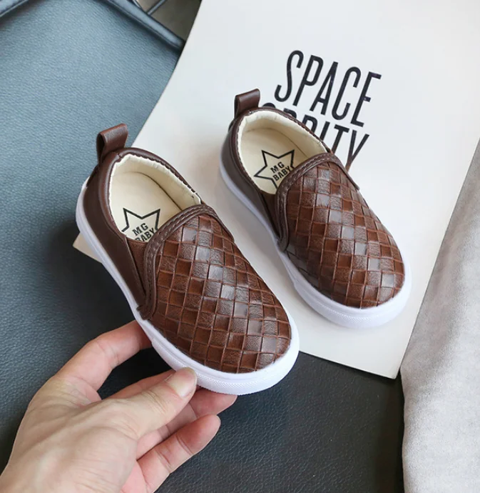 Мокасины детские кожаные легкие туфли на плоской подошве лоферы обувь для