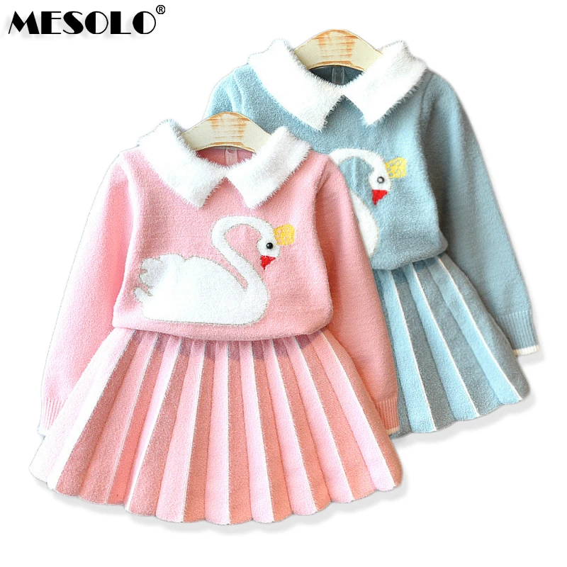 Новинка Осень зима 2019 мультяшный бархатный свитер с лебедем для девочек вязаный