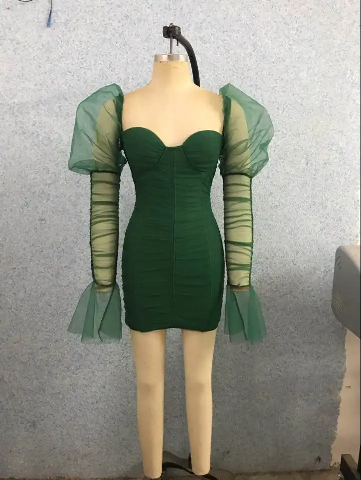 Новинка 2019 года осенне зимнее женское платье в стиле ретро темно зеленое с