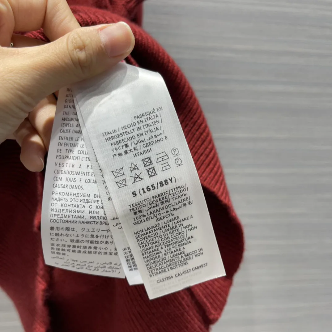 

High-end Brand Embroidery Floral Vest Sweater for Women Autumn 2021 Top Quality V-neck 100% Wool Knitted Solid Vest Sweater Lady