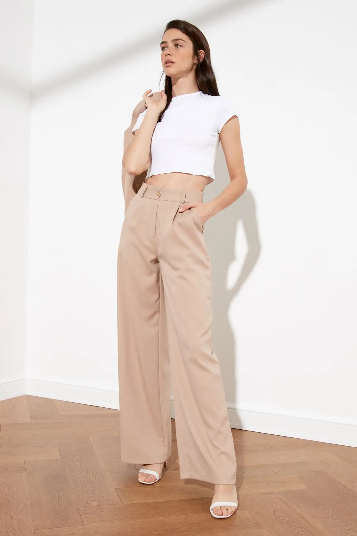 

Trendyol Flare Pants TWOSS21PL0057