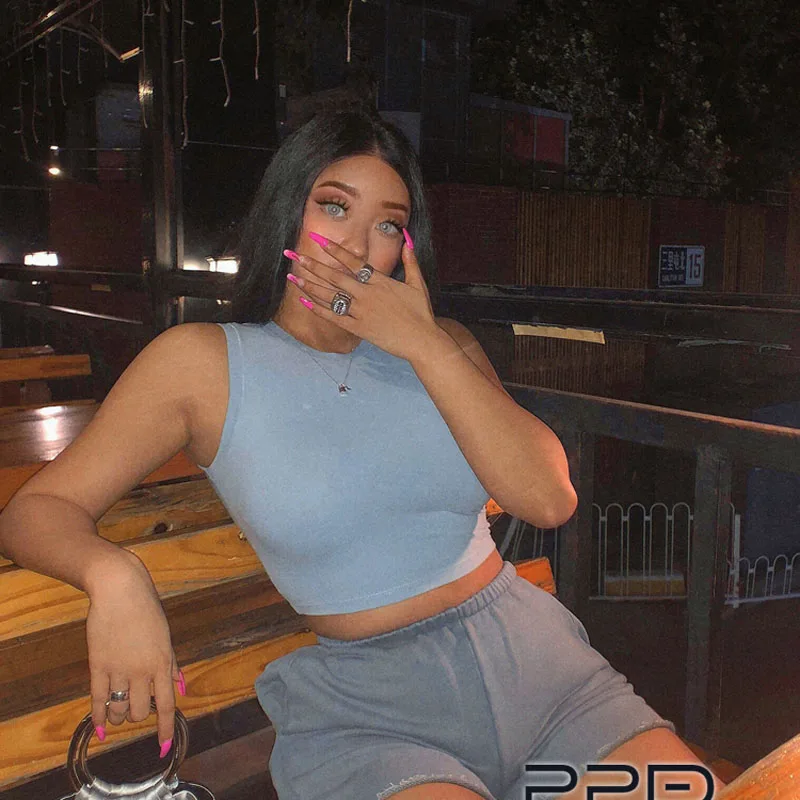 Высококачественный пуловер с завышенной эластичной талией и круглым вырезом без