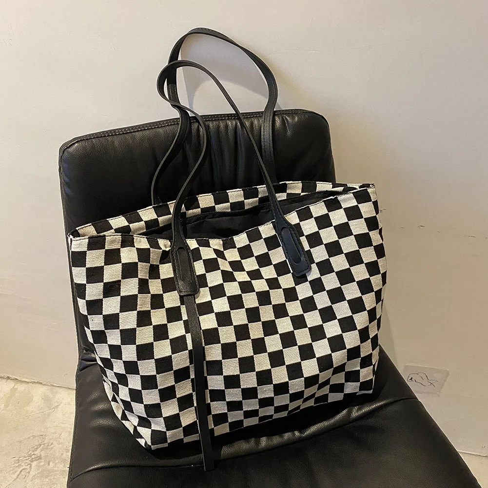 

Женская контрастная клетчатая сумка через плечо на молнии, большая Повседневная сумка с верхними ручками, клетчатые дизайнерские дорожные ...