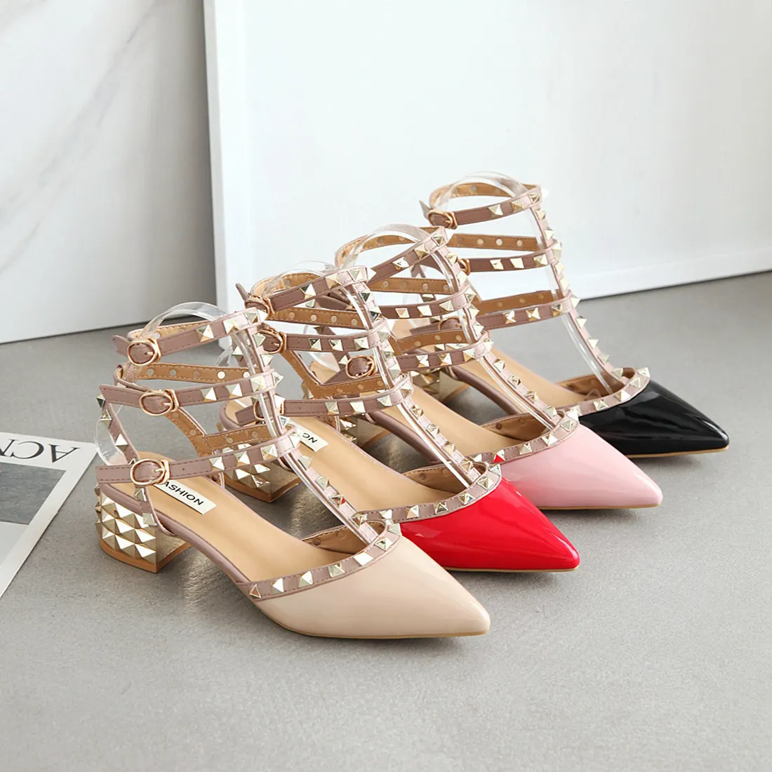 Женская обувь 2021 Сезон лето Женские туфли на высоком каблуке Обувь День Святого
