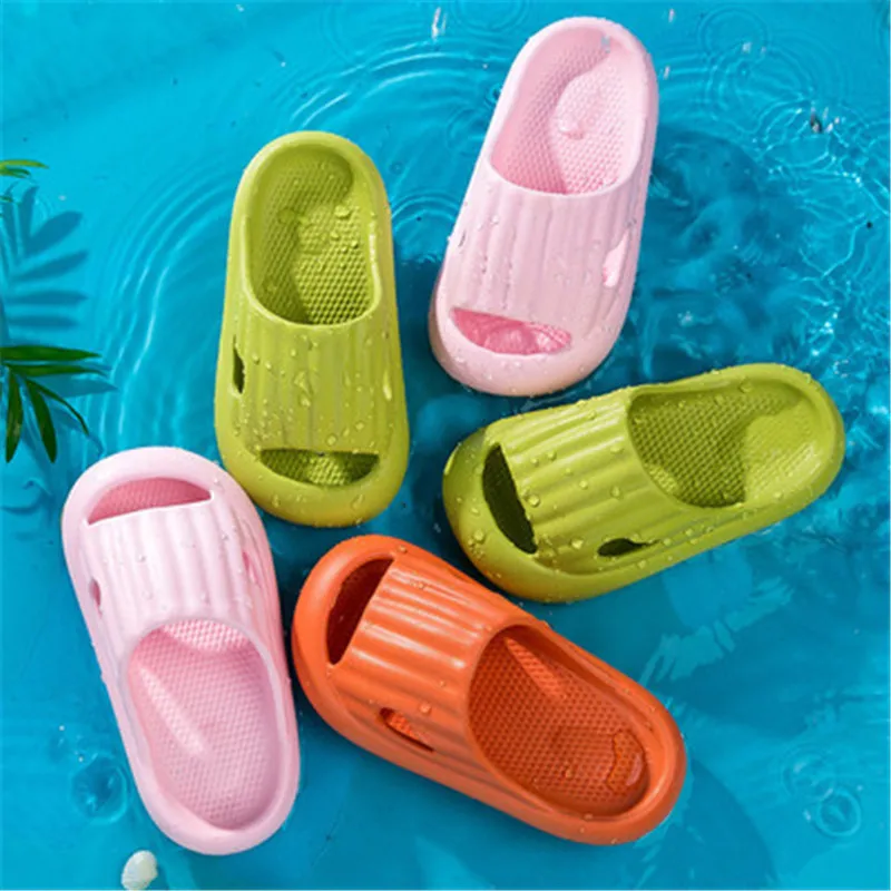 

Boy Girl Slides Slippers Children Sole Sandals Summer Kids Shoes Thick EVA Resistance Breathable Anti Slip Shower Slipper