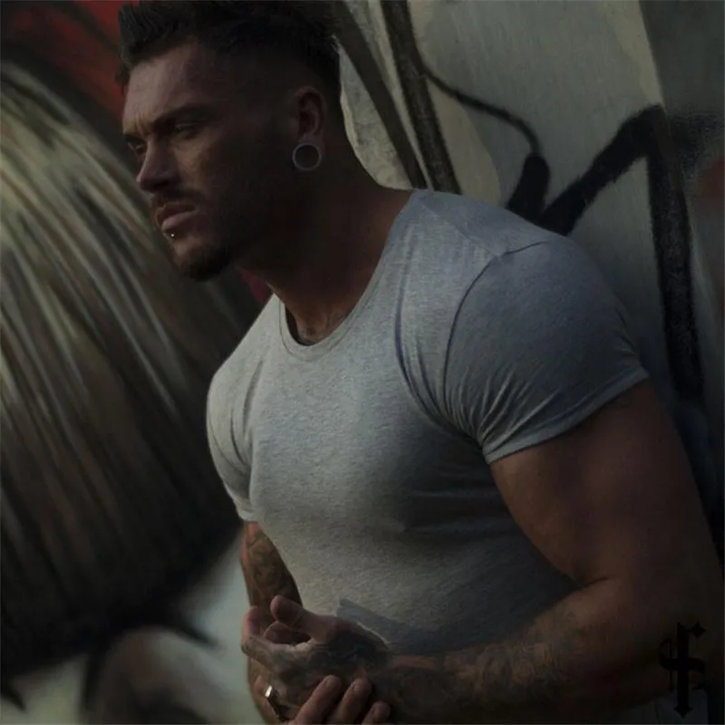 2021 брендовая новая мужская футболка MRMT модная с коротким рукавом для мужчин