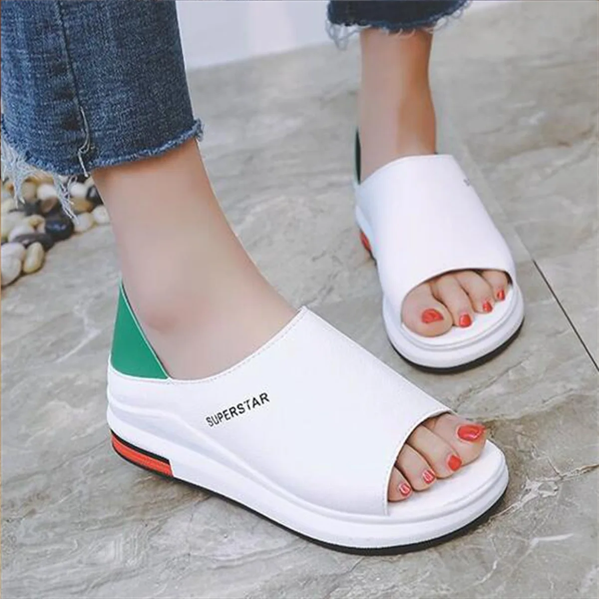 Женские сандалии с открытым носком студенческие повседневные туфли на толстой