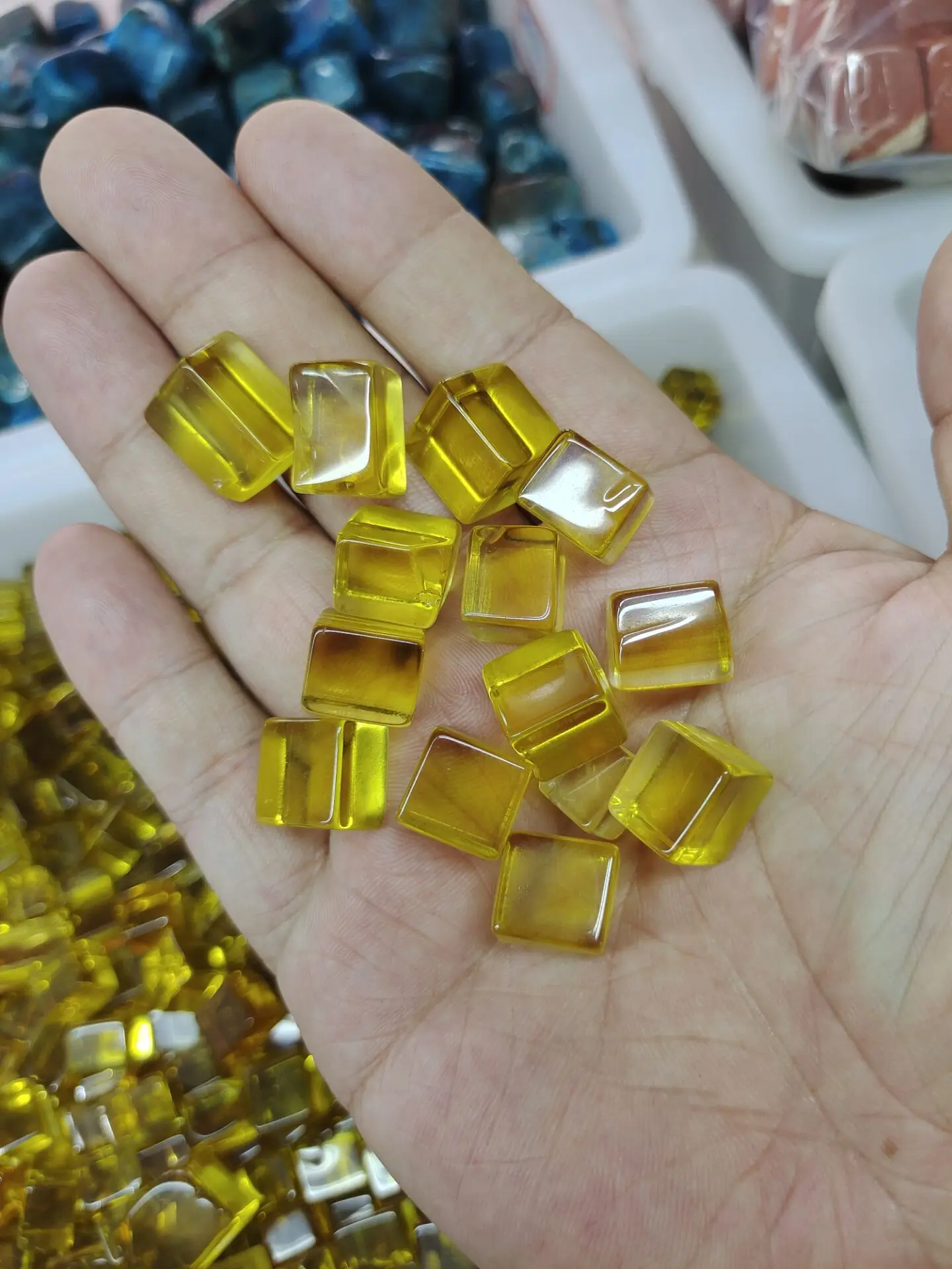 

4AAAA Natural polished yellow citrine quartz cube crystals healing stones for home decoration