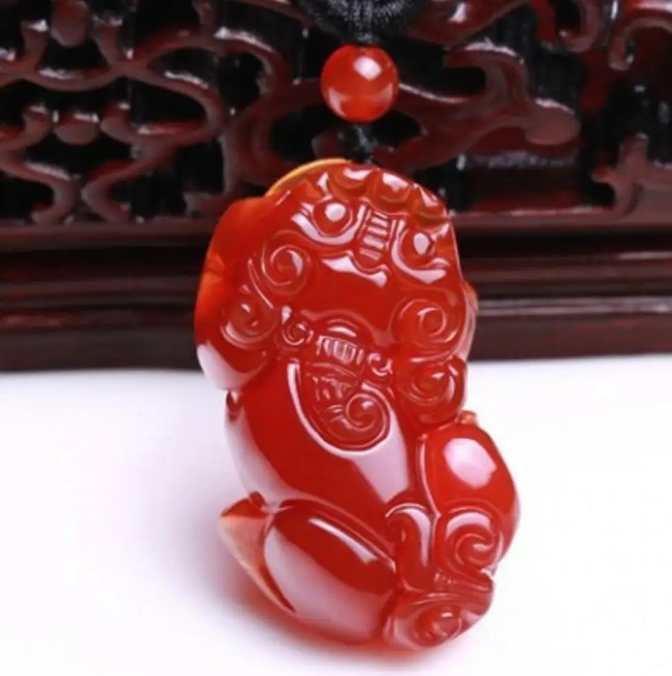 

Natural Jade Pendant Hand Carved Jadeite Fine Necklace for Men Pendants Fashion Women Jewelry Red with Chain