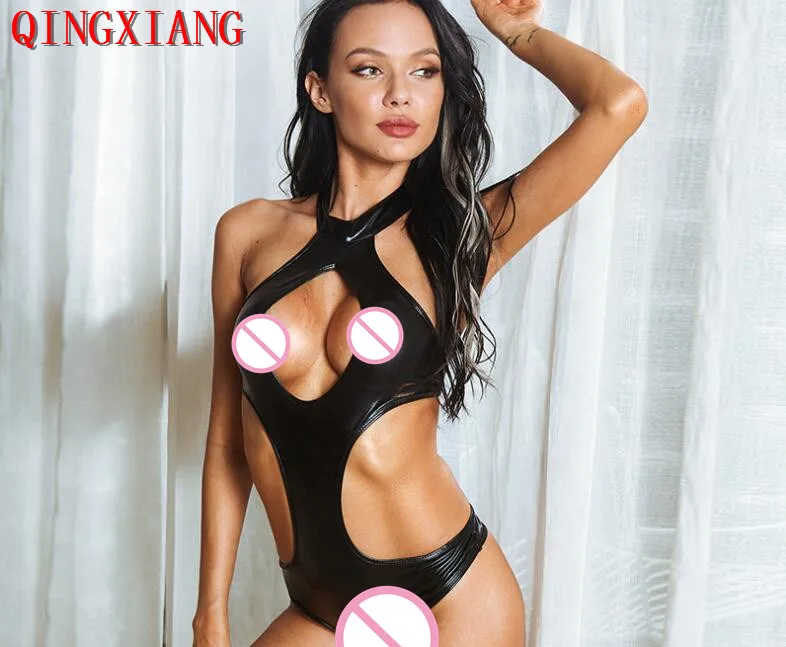 

Боди из искусственной кожи, черный, красный, с открытым бюстом, Байкерский, с бретелькой на шее, с вырезами, с тремя точками на спине, сексуаль...