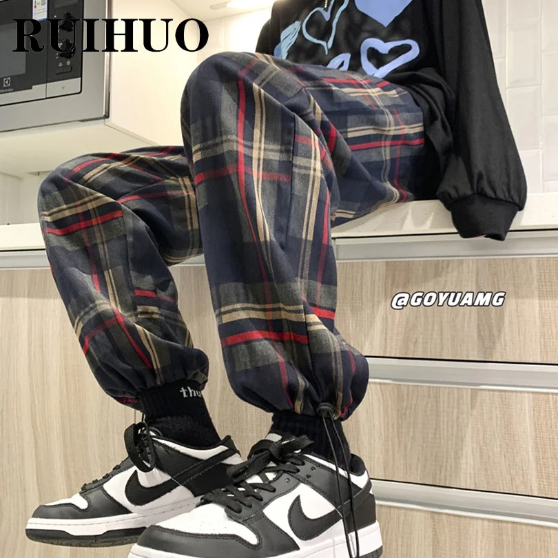 

Брюки RUIHUO в клетку длиной до щиколотки, Мужская одежда, рабочие брюки для мужчин, модные брюки, уличная одежда, модель 2022 года, Новое поступле...