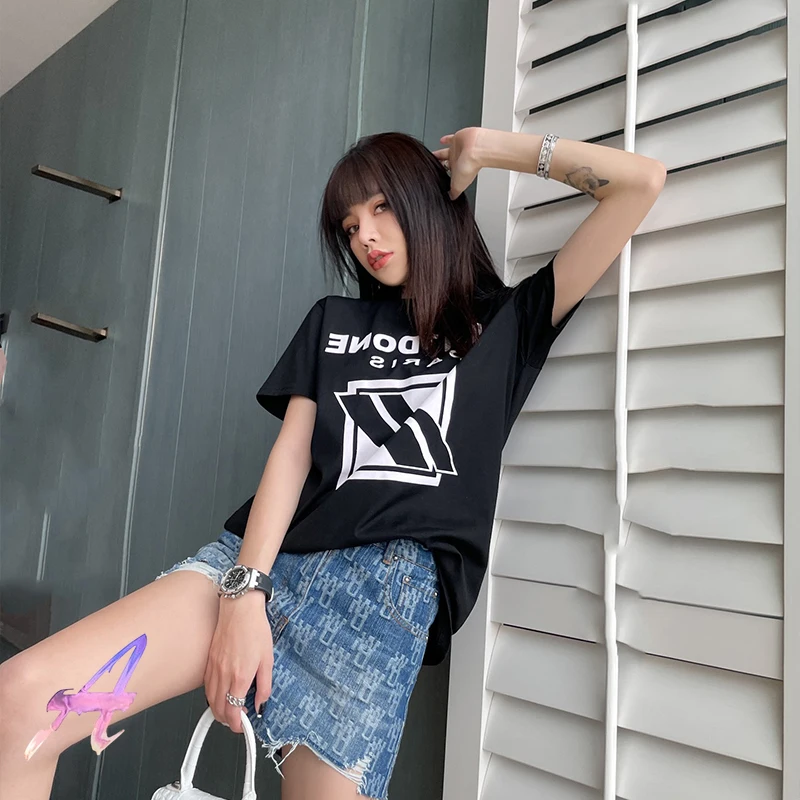 

Well Done Full Print T-shirt Men Women Cotton Flocking Letter Pattern Welldone T Shirt Hip-hop Casual We11done Top Tee Harajuku