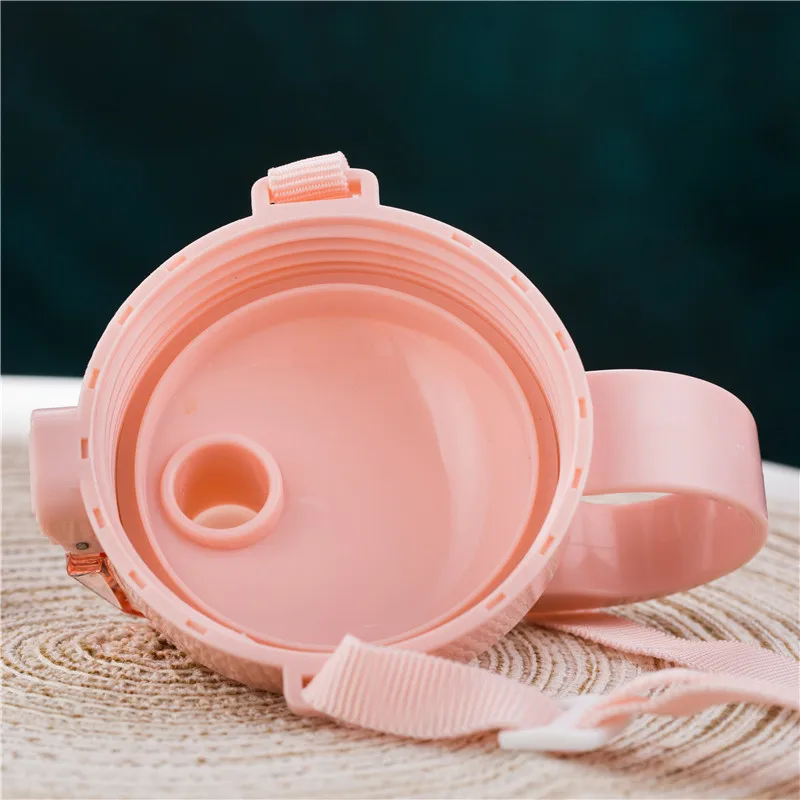 Новые BPA бесплатные бутылки для воды на открытом воздухе 1,5 л большая емкость пластиковая Спортивная бутылка с соломинкой и слингом фитнес Герметичная Бутылка