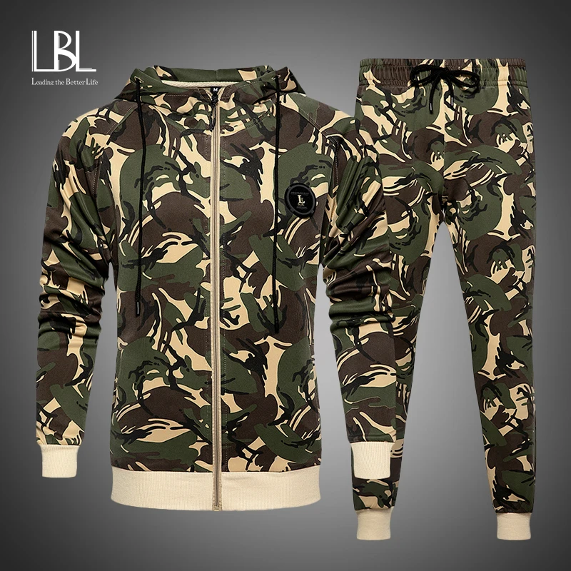 Мужской свободный спортивный костюм демисезонный теплый для бега и фитнеса