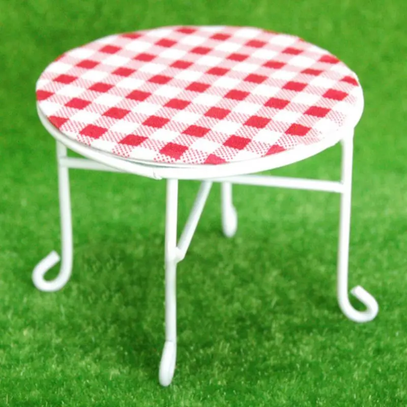 

Miniature Iron Table Chair Set 1:12 Scale Dollhouse Simulation Furniture Decor Y4UD