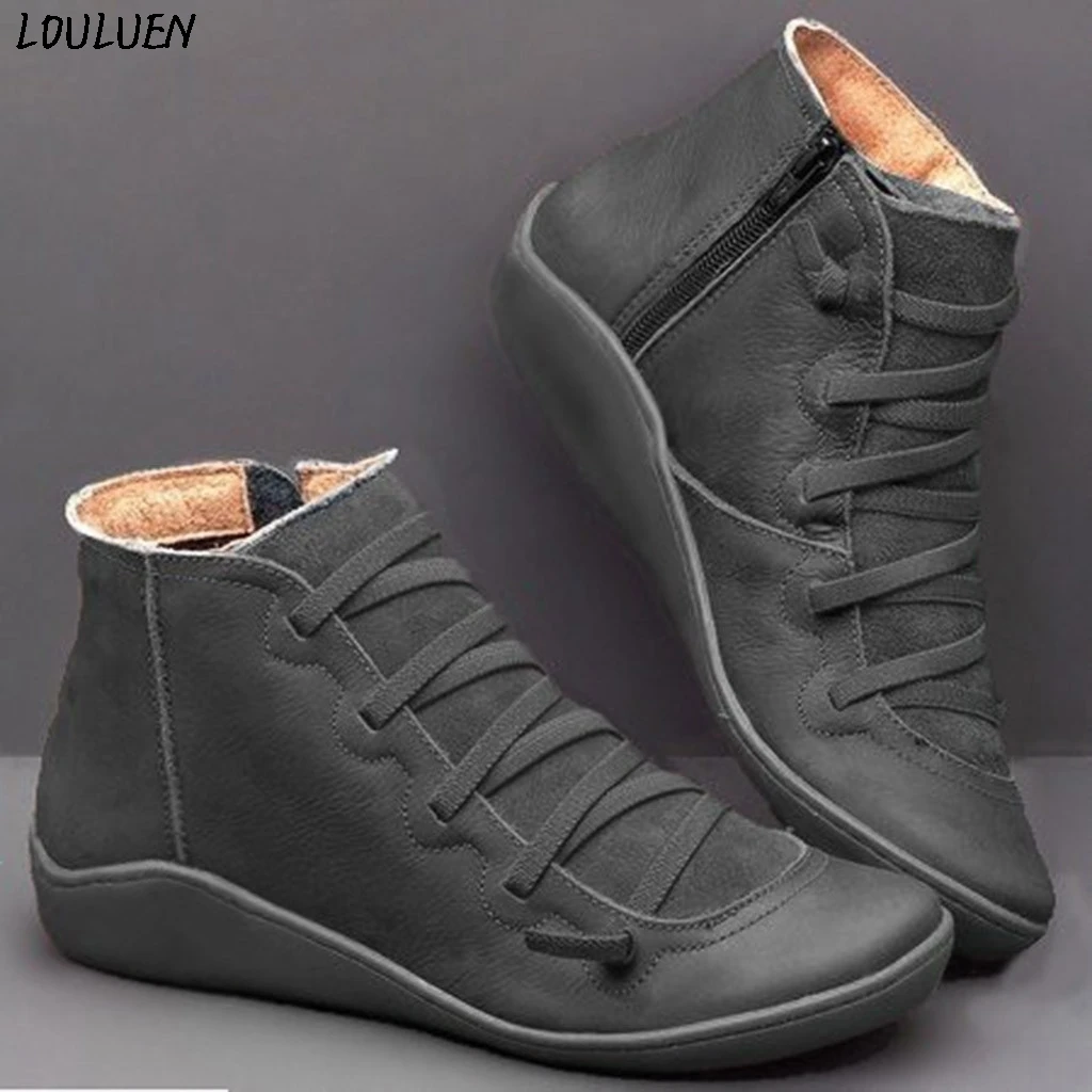 Женские зимние ботинки из искусственной кожи на плоской подошве короткие