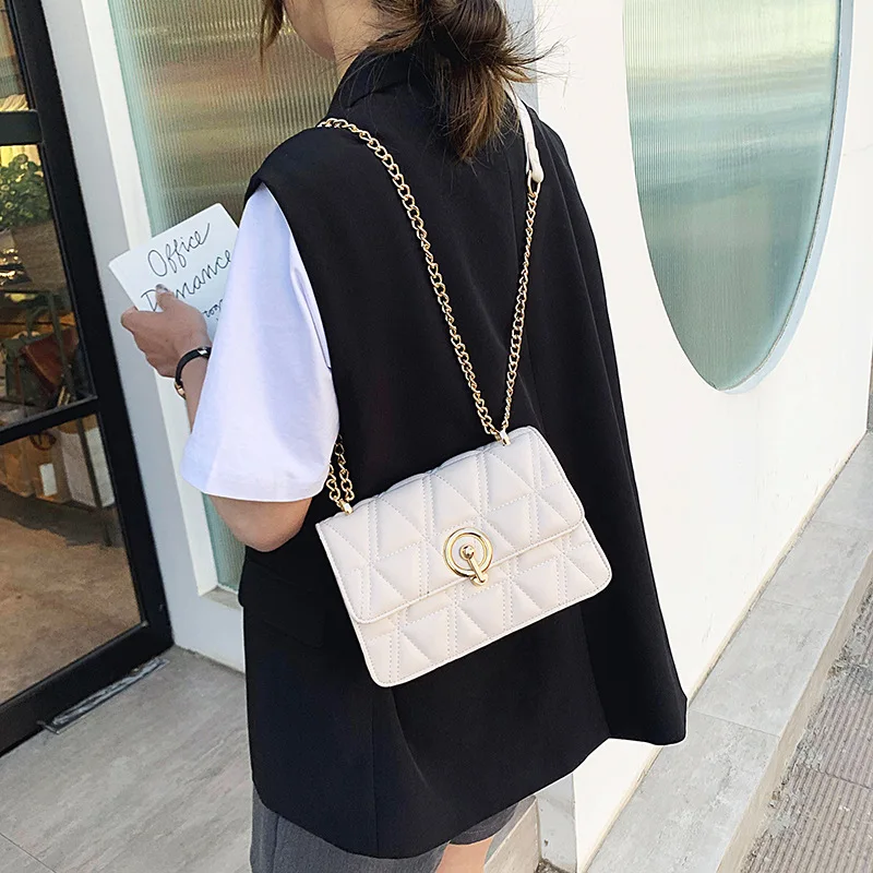 

Female Bag High-end Bag 2020 New Fashion All-match Rhombus Embroidery Thread One Shoulder Messenger Texture Small Square Bag