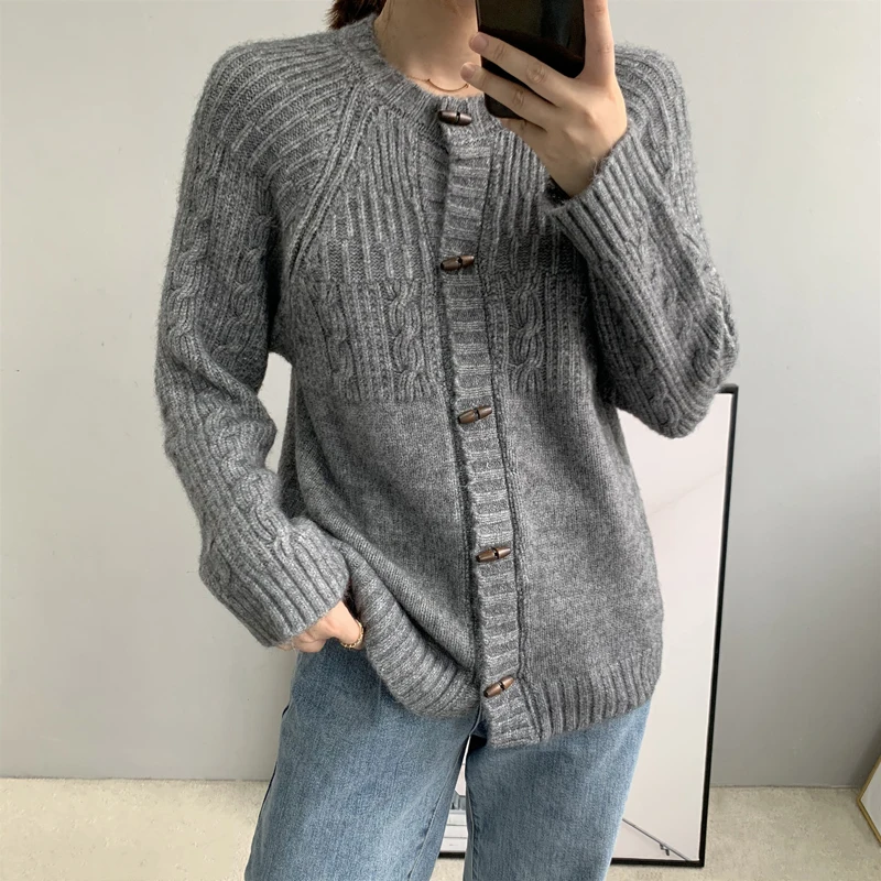 

Women's Winter Warm 2020 O Neck Long Sleeve Twist Braid Pattern Soft Wool Blends Knitted Cardigan Elegant Sweater Tops