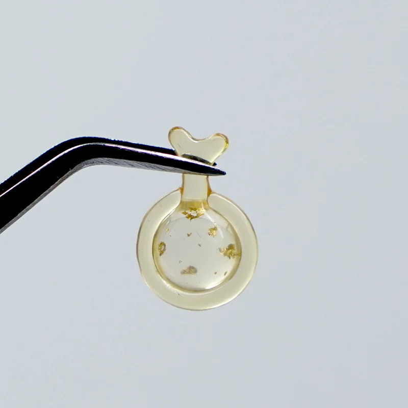 Рисунок 5 - Капсулы из золотой фольги Q10 EG