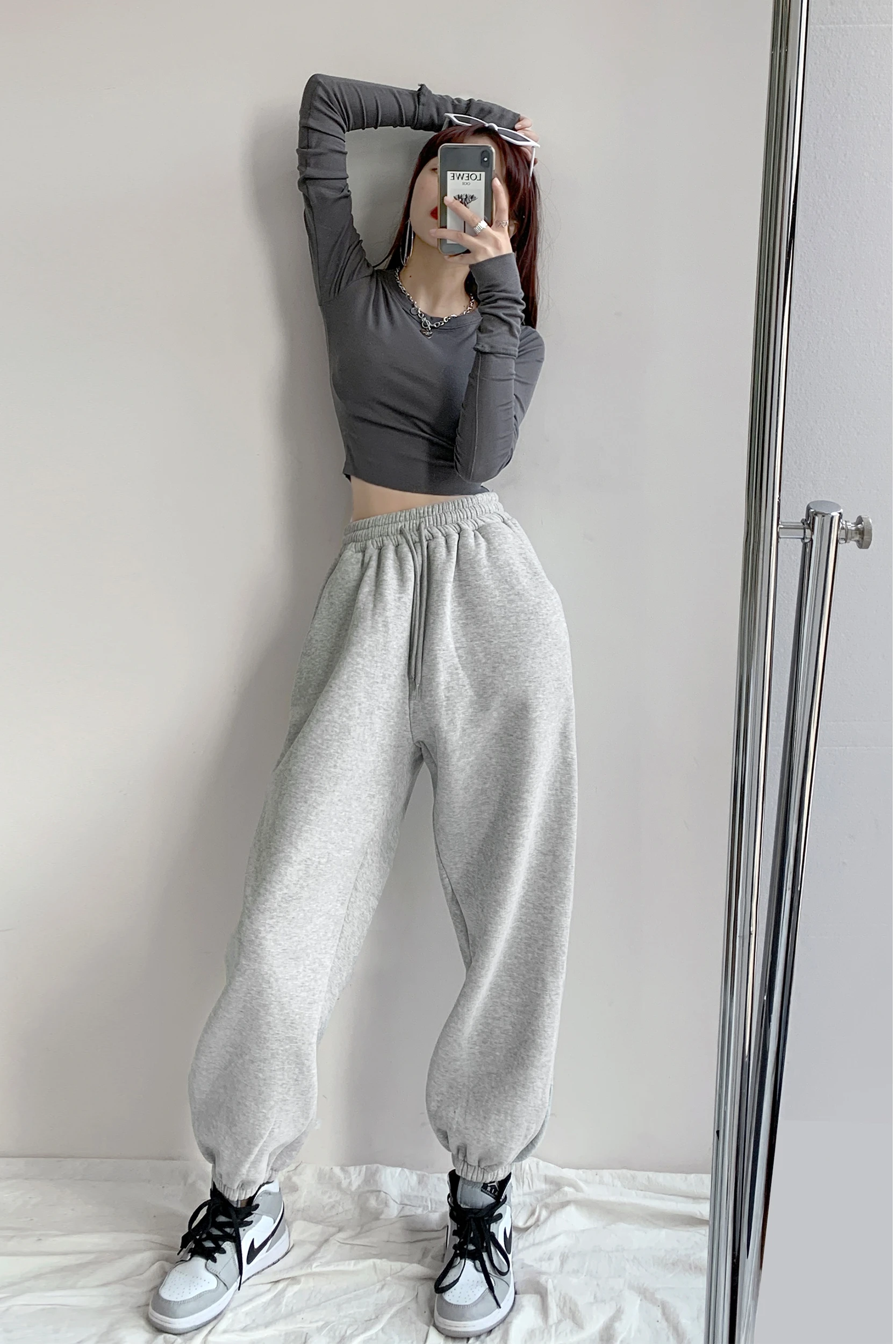 

Spring and autumn Plush loose grey sports pants look thin and versatile straight pants high waist casual Leggings women's pants