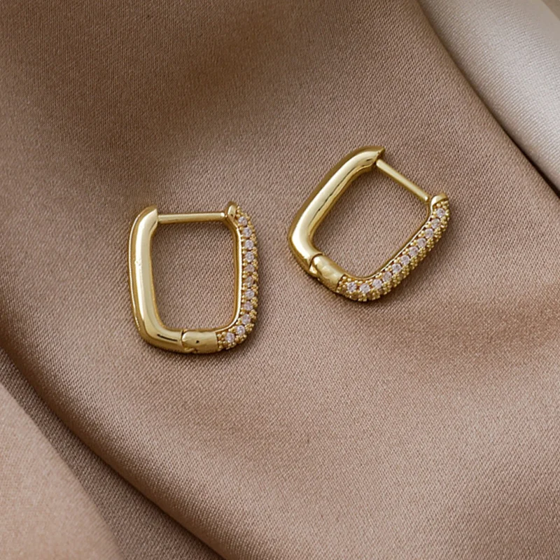 

Korean Style Individuality Simple Sweet Mini Rhinestone Girl Square Drop Earrings for Women Fashion Jewelry Accessories