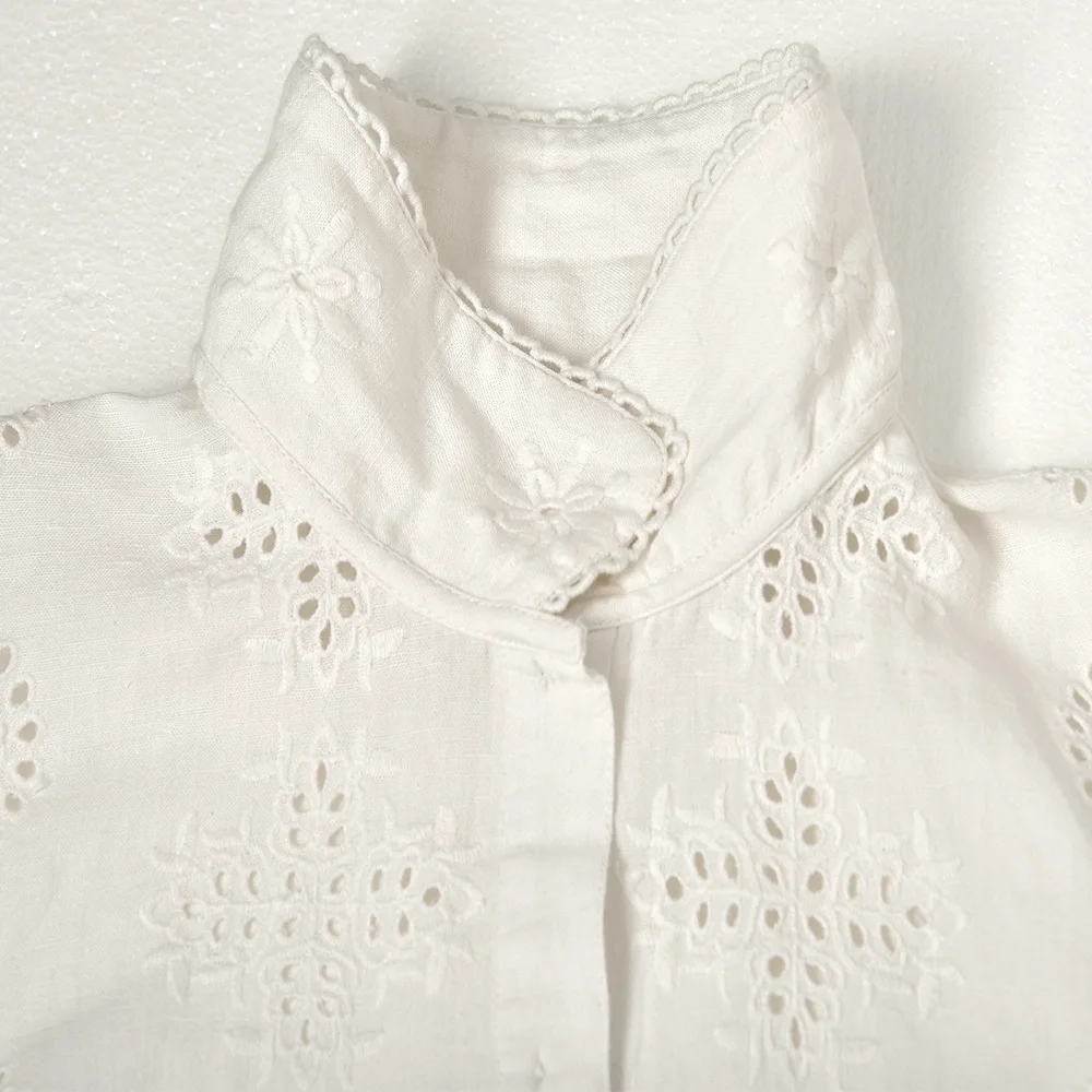 

Women Blouse White Embroideried Floral Print Turn-Down Collar Hollow Out 2021 Summer Ol Office Lady Shirt with Buttons