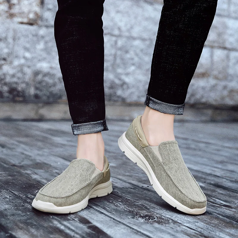 

Men Casual Shoes Breathable Light Man Footwear Slip on Loafers Driving Flats Walking Mens Shoes Big Size 47 chaussure homme