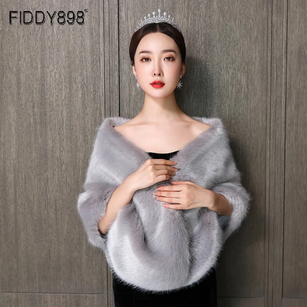 

Elegant Women Wedding Party Bolero Warm Faux Fur Cape For Winter High Quality Grey Bridal Capes For Wedding Dress Wraps BW58
