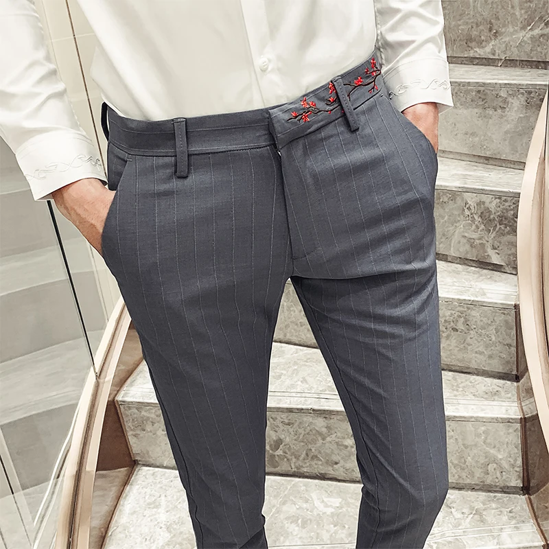 Деловая официальная одежда брюки в полоску мужские корейские облегающие