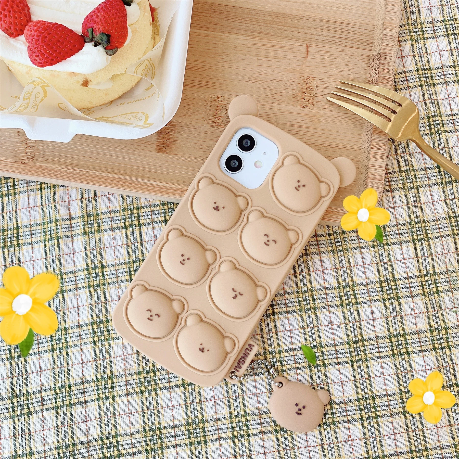 

Cute Bear Relive Stress Fidget Toys Push It Bubble Silicone Phone Case For Iphone 6 6s 7 8 Plus X XR XS 11 12 Pro Max Cover