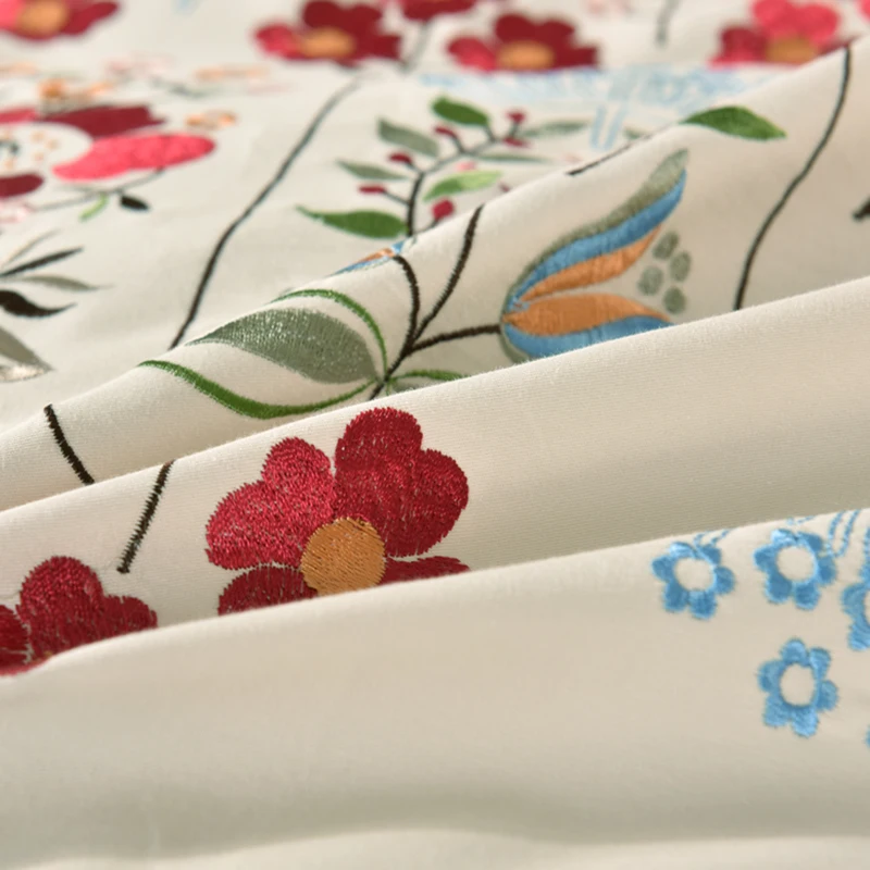 Комплект постельного белья из чистого хлопка с вышивкой и цветами сливы в