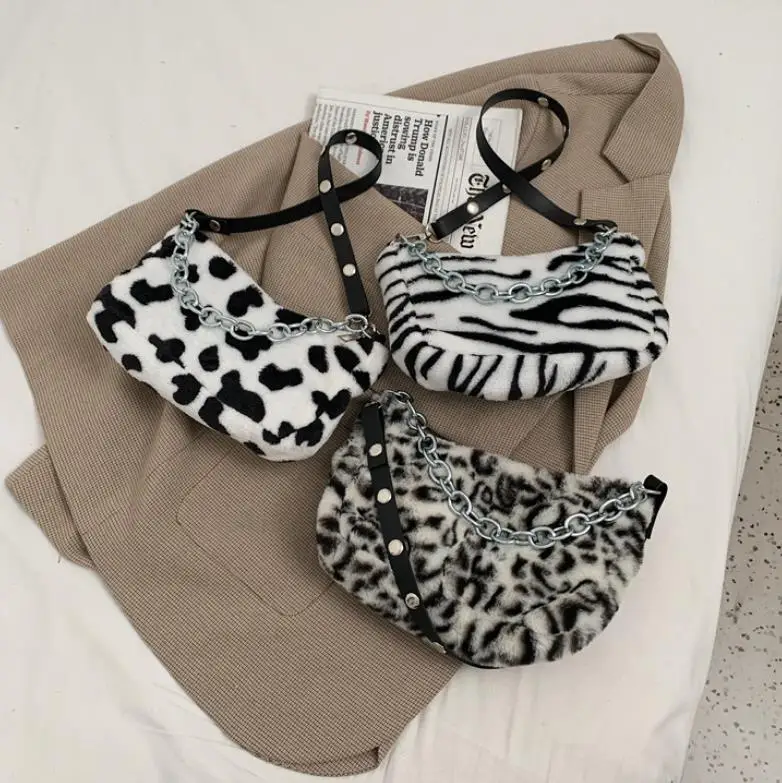 

Women Girls Plush Crossbody Purse Cow / Leopard / Zebra Animal Print Shoulder Bag Casual Fuzzy Satchel