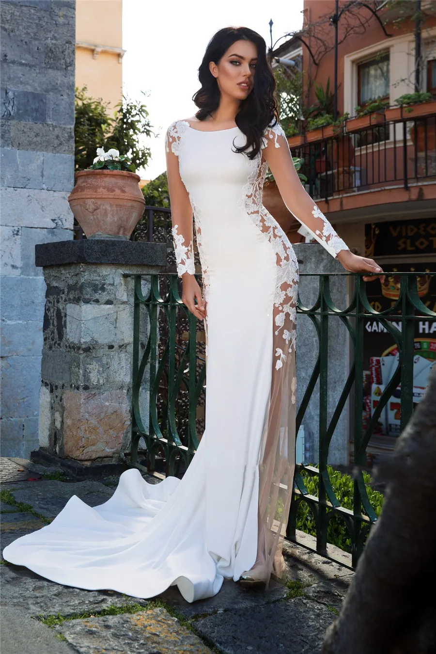 

Satin Wedding Dress Bateau Neckline See-through Cutout Side Sheath With Lace Appliques Long Sleeves Bridal Gown Vestido De Novia
