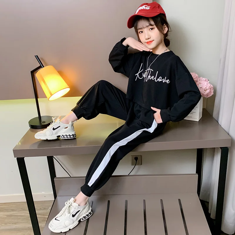 

12 Beauty Spring and Autumn Girl White Black O-Neck Fashion Harem Pants Two Piece Set Little Girl Clothes