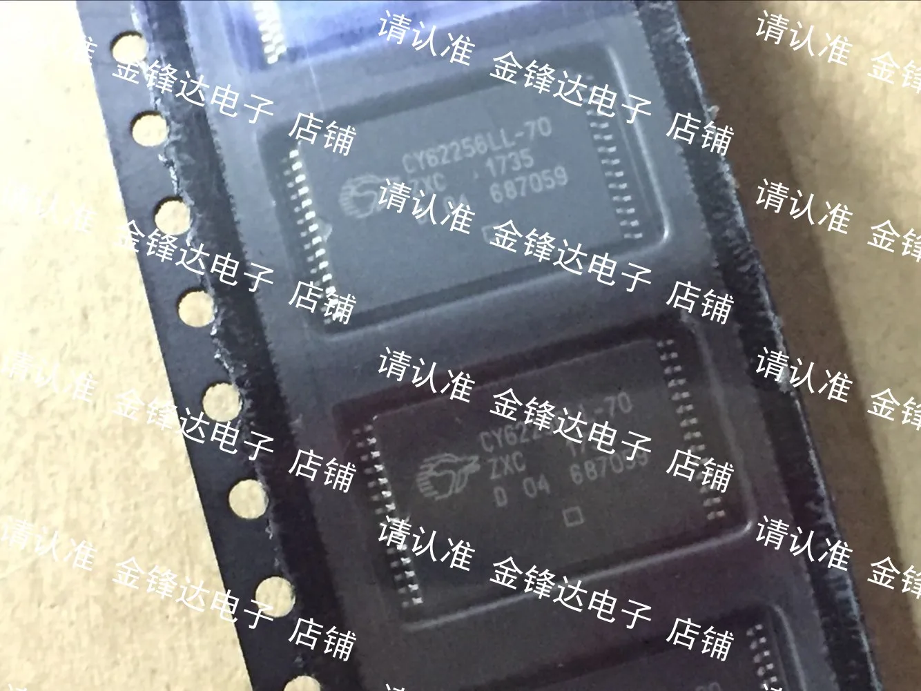 

CY62256LL-70ZI / L-70ZC / LL-70ZXC