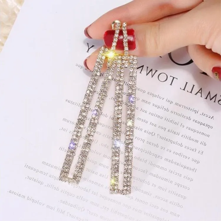 

Новинка 2022, модные ювелирные украшения, серебро 925 пробы, игольчатые прямоугольные золотые серьги, кристаллы от Swarovski, подарки для женщин