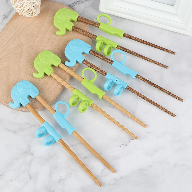 

Kids Training Helper Portable Cartoon Learning Training Chopsticks utensils