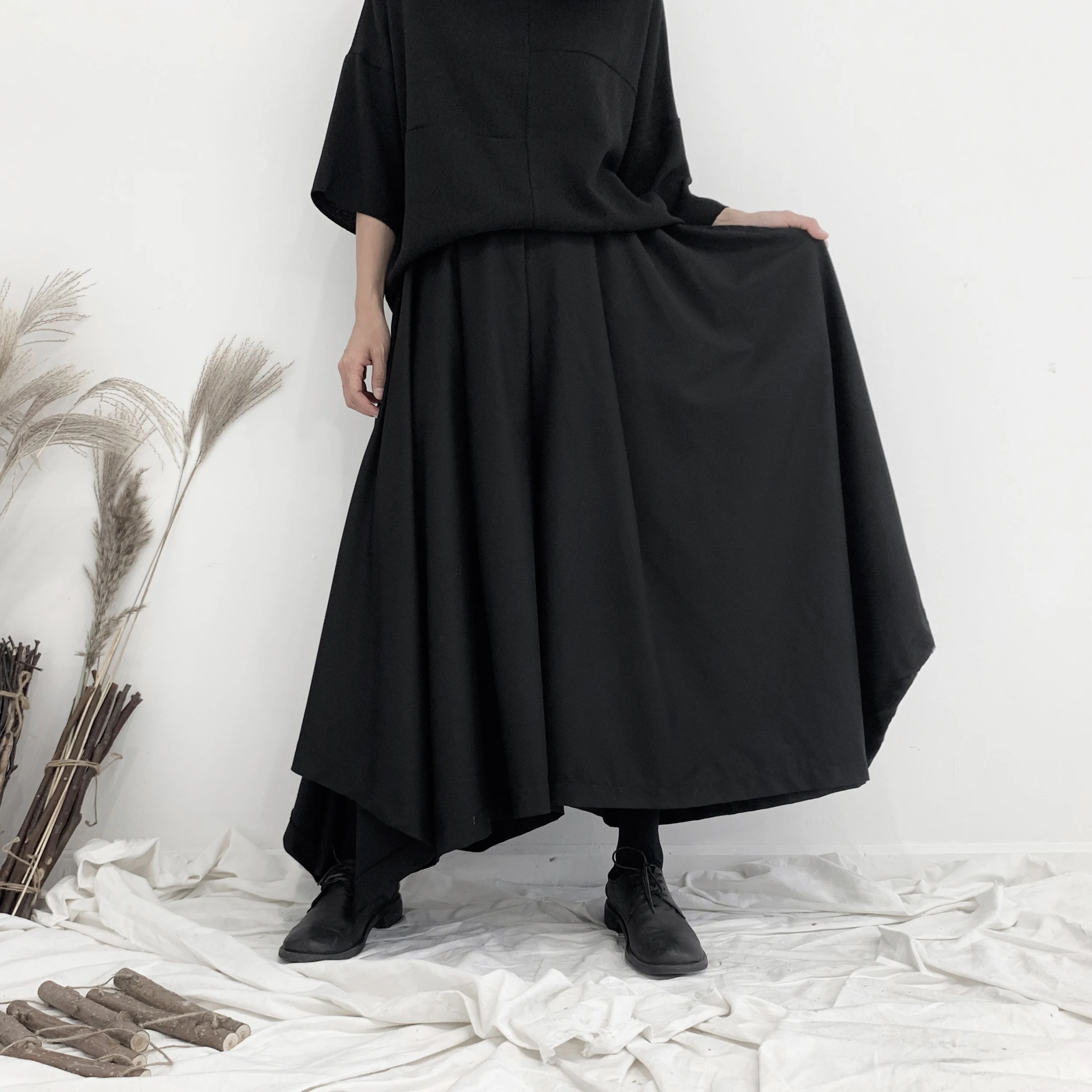 Homemade Yoji Yamamoto dark department of Women's wear, super casual design feel irregular wide leg pants