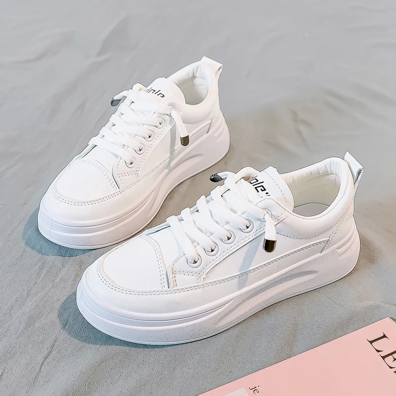 

Маленькая белая обувь: новинка осень/зима 2021, универсальная повседневная обувь на платформе для папы, спортивная обувь для скейтборда, влаг...