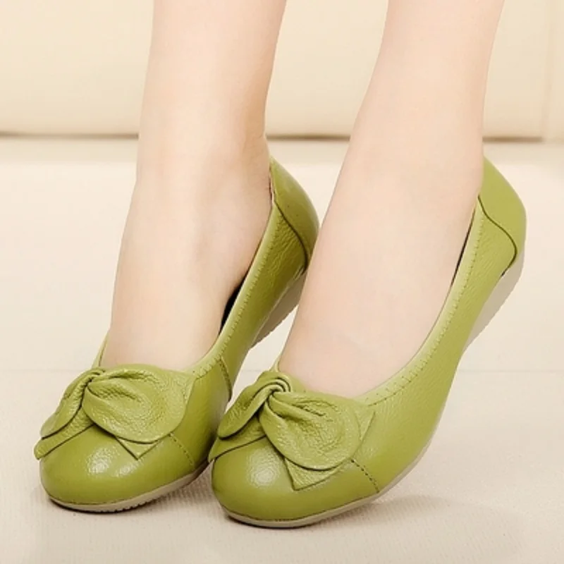 

Новинка весна-осень 2018 мягкие туфли с закрытым носком Нескользящие повседневные туфли на плоской подошве для женщин среднего возраста обув...