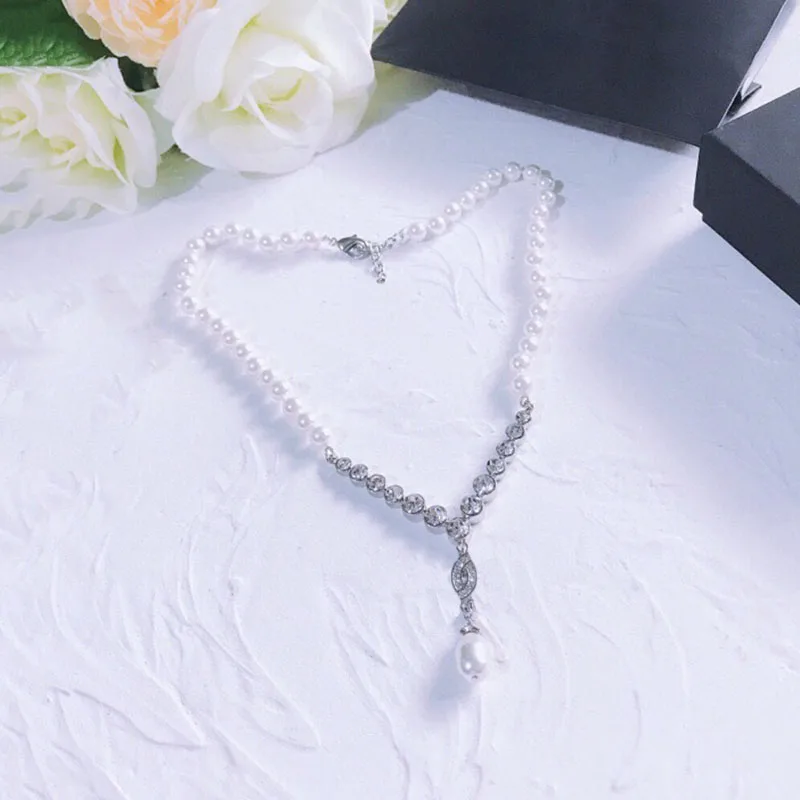 

Peals Pendant Necklace 2020 Designer Necklaces for Women Elegant Clavicle Chain