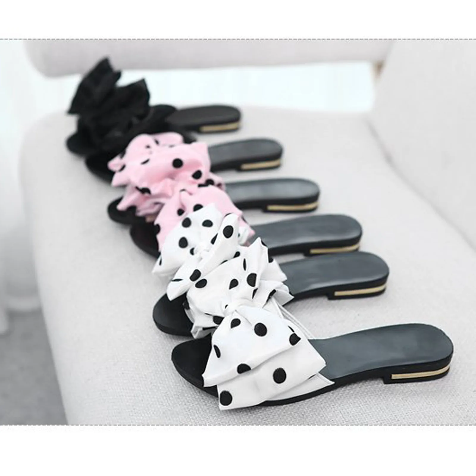 Женские тапочки с бабочкой и бантом Летняя женская обувь на танкетке полосатые